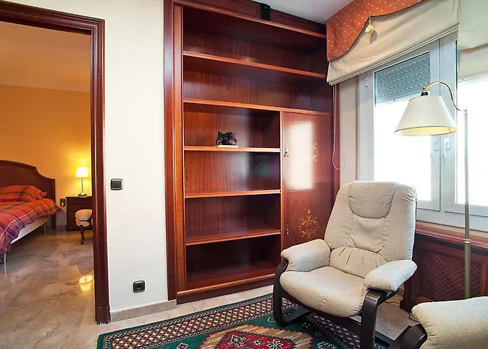 Pg Gracia - Valencia By Interhome Barselona