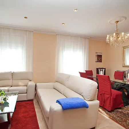 Pg Gracia - Valencia By Interhome *